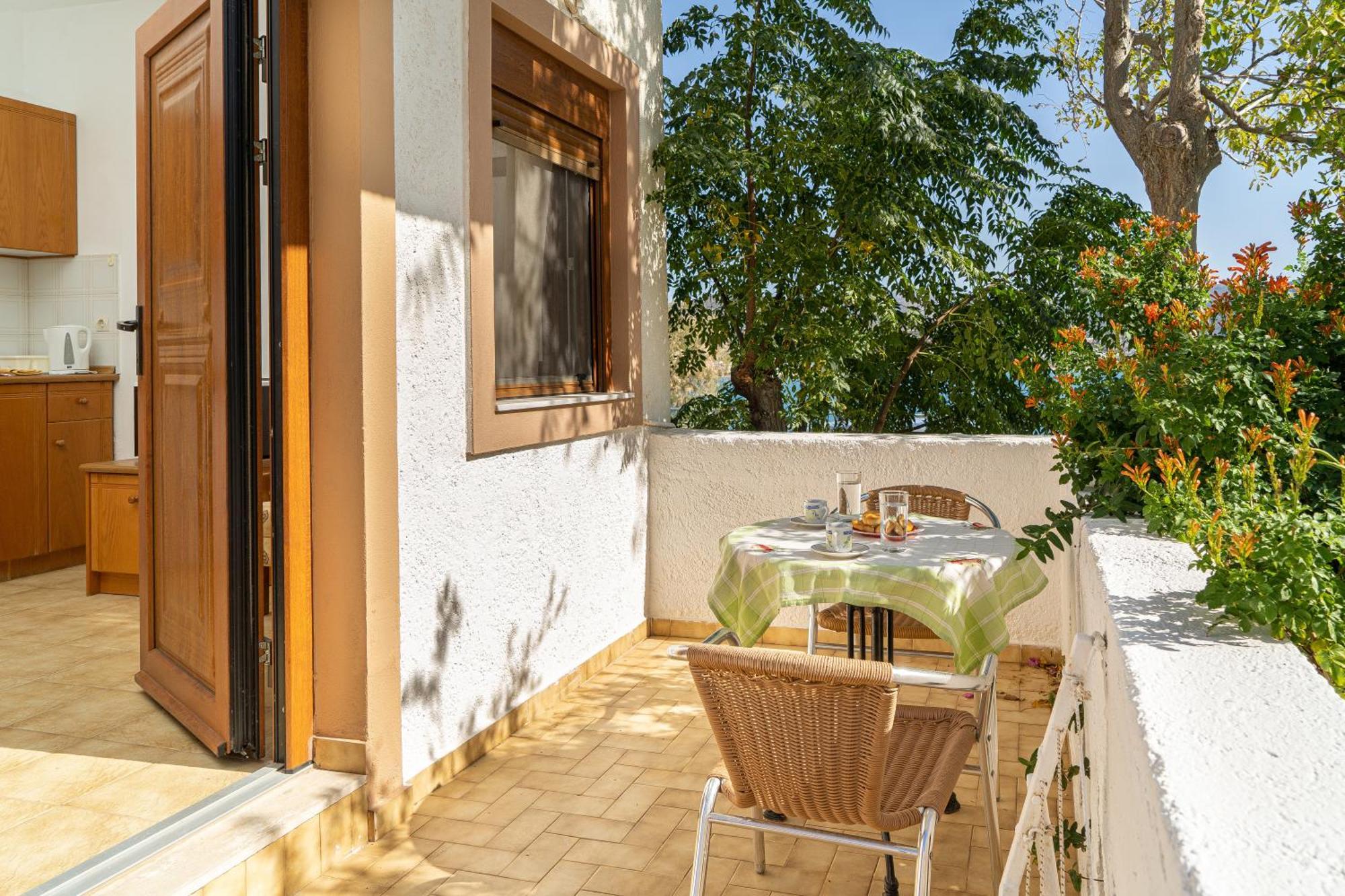 Akrotiri Apartments Makrýgialos Extérieur photo