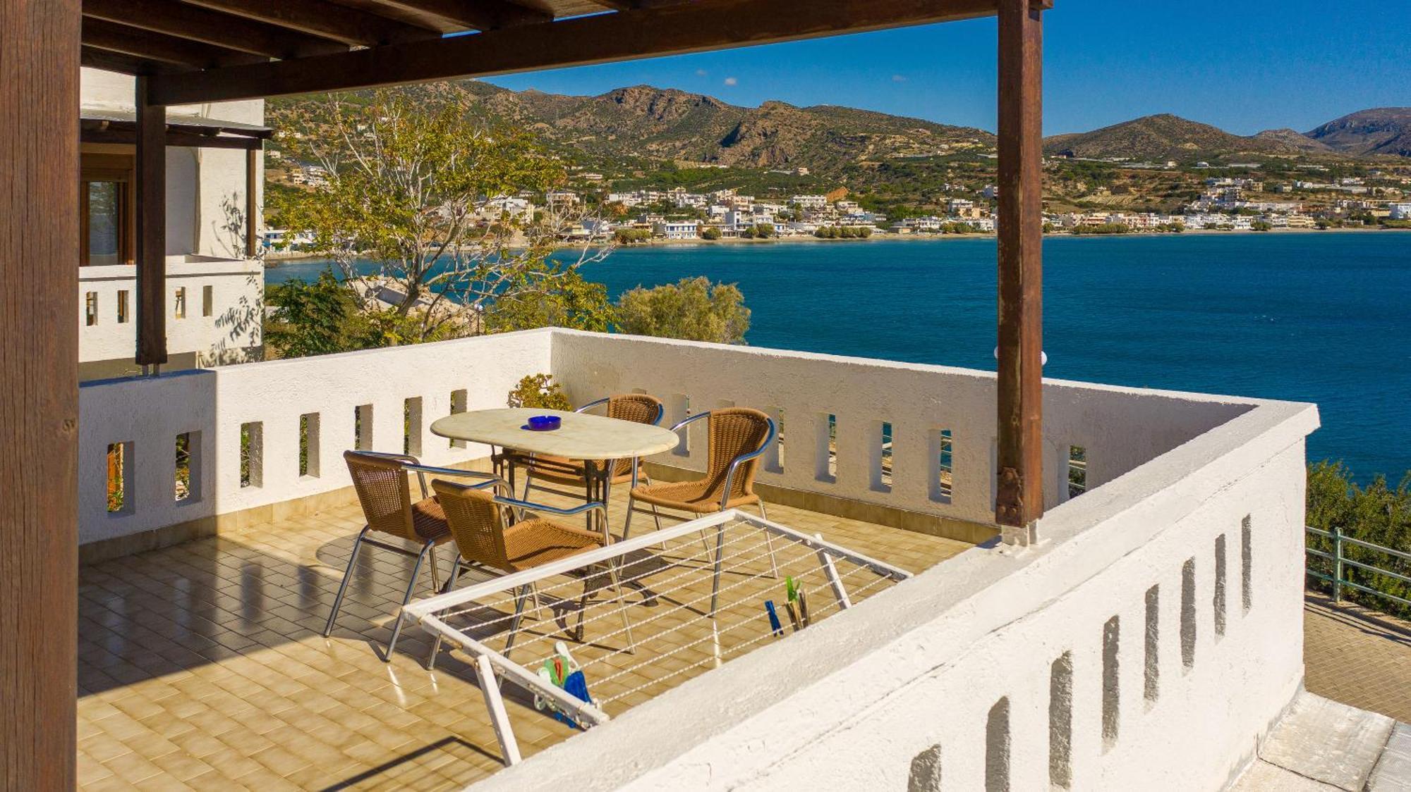 Akrotiri Apartments Makrýgialos Extérieur photo